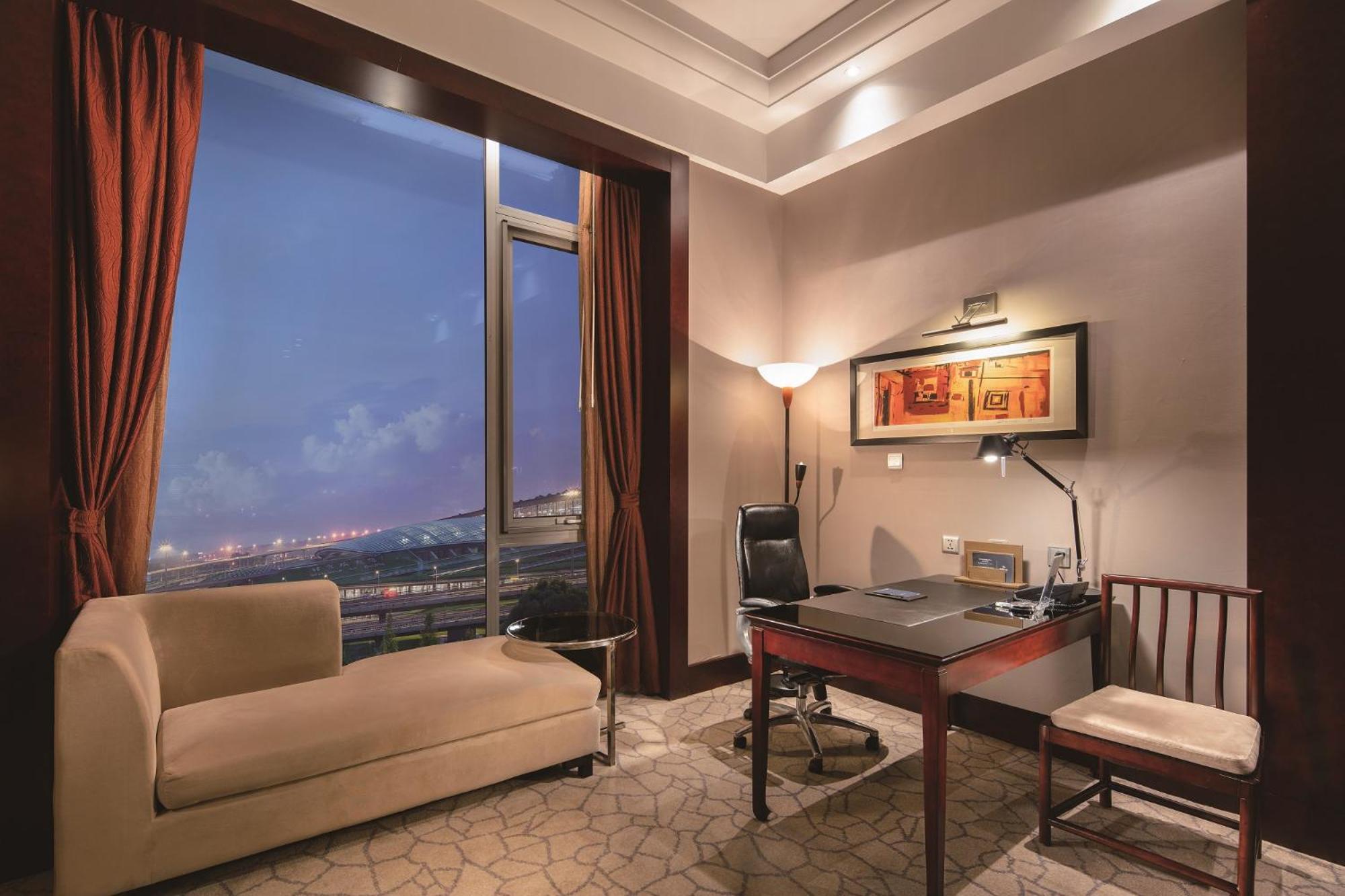 Hilton Beijing Capital Airport Hotel Shunyi Exterior foto