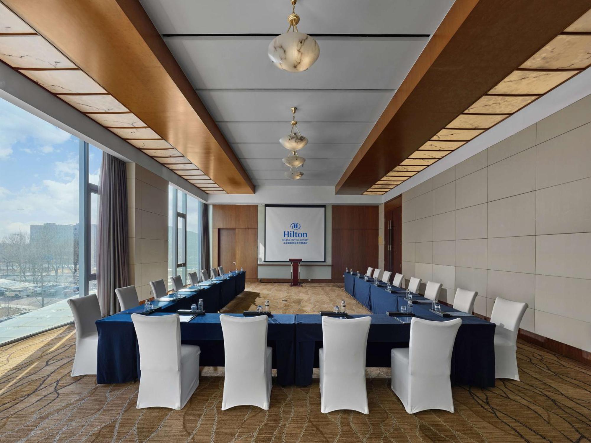 Hilton Beijing Capital Airport Hotel Shunyi Exterior foto